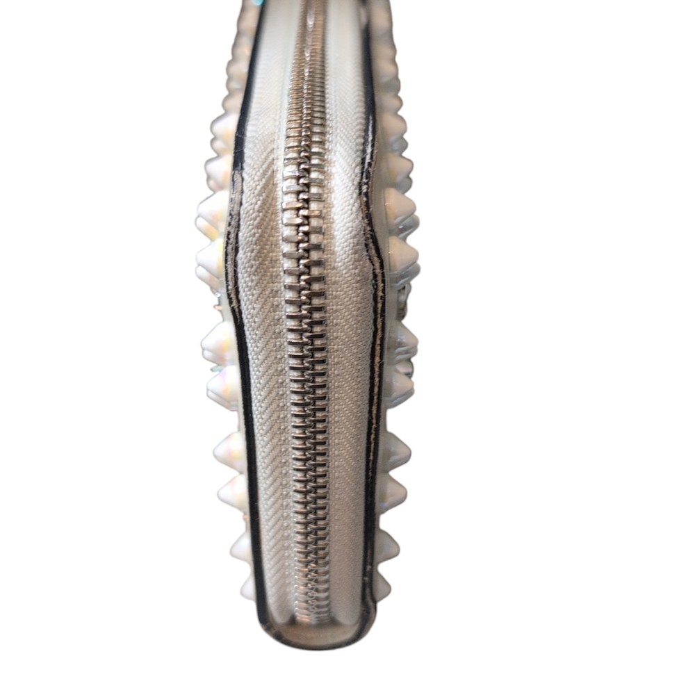 Christian Louboutin Cream Studded Preloved Long Zip Wallet Well Made - Picture 4 of 15
